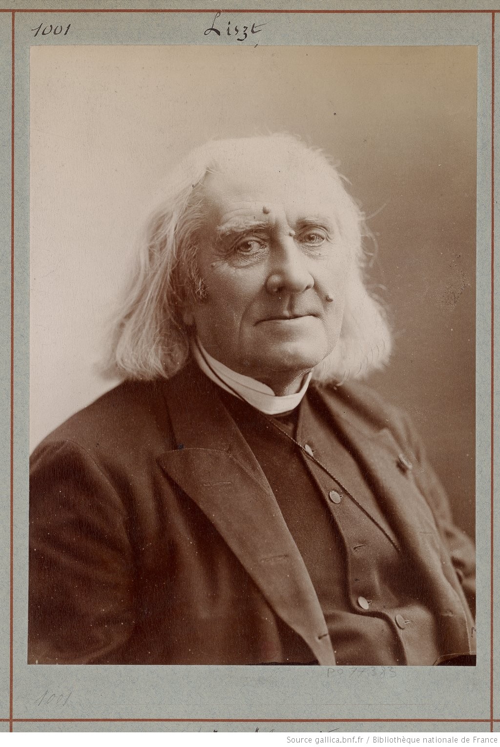 Liszt portrait number 9 in black and white taken by Nadar