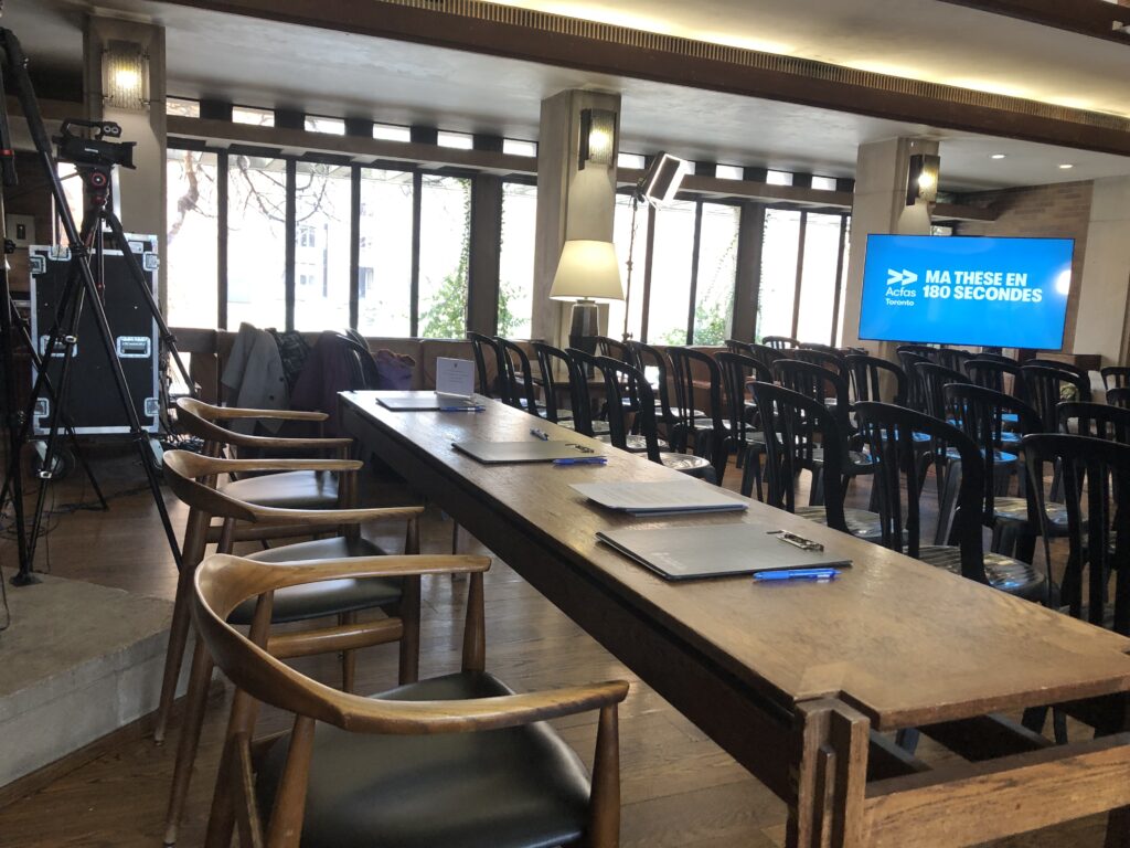 Le bureau du jury / The jury's desk